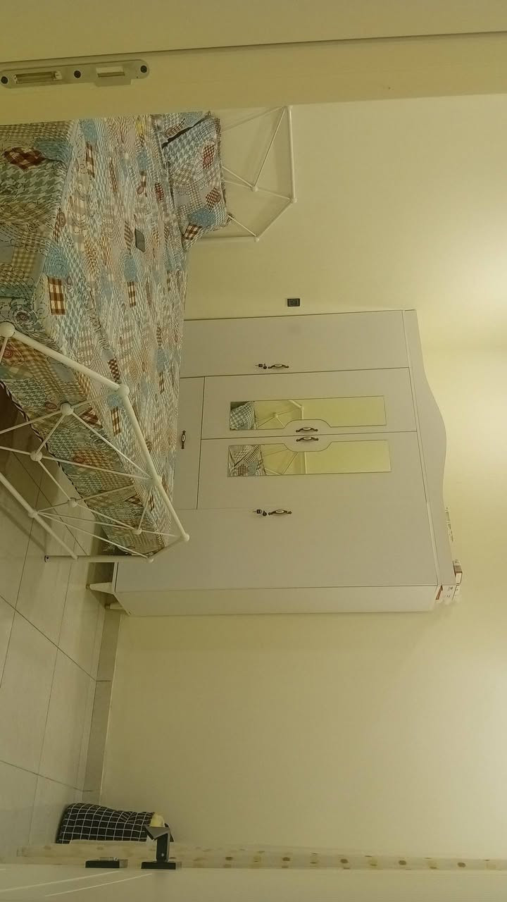 بيت للبيع المساحه ٧٢ الكريعات سند ٢٥ بناء حديث درجه اولى سنة ٢٠٢٥ كما موضح امامكم قاط واحد موقعه شارع الكورنيش شارع صالح عطيه شارعه الرئيسي ٦ للاستفسار اكثر الخاص او على الرقم***********
