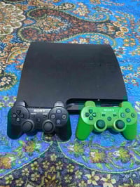 بليستيشن 3 سلم السعر 120 الف مع 2 يدة و 1 شاحن وملحقات كاملة لا يوجد ت...