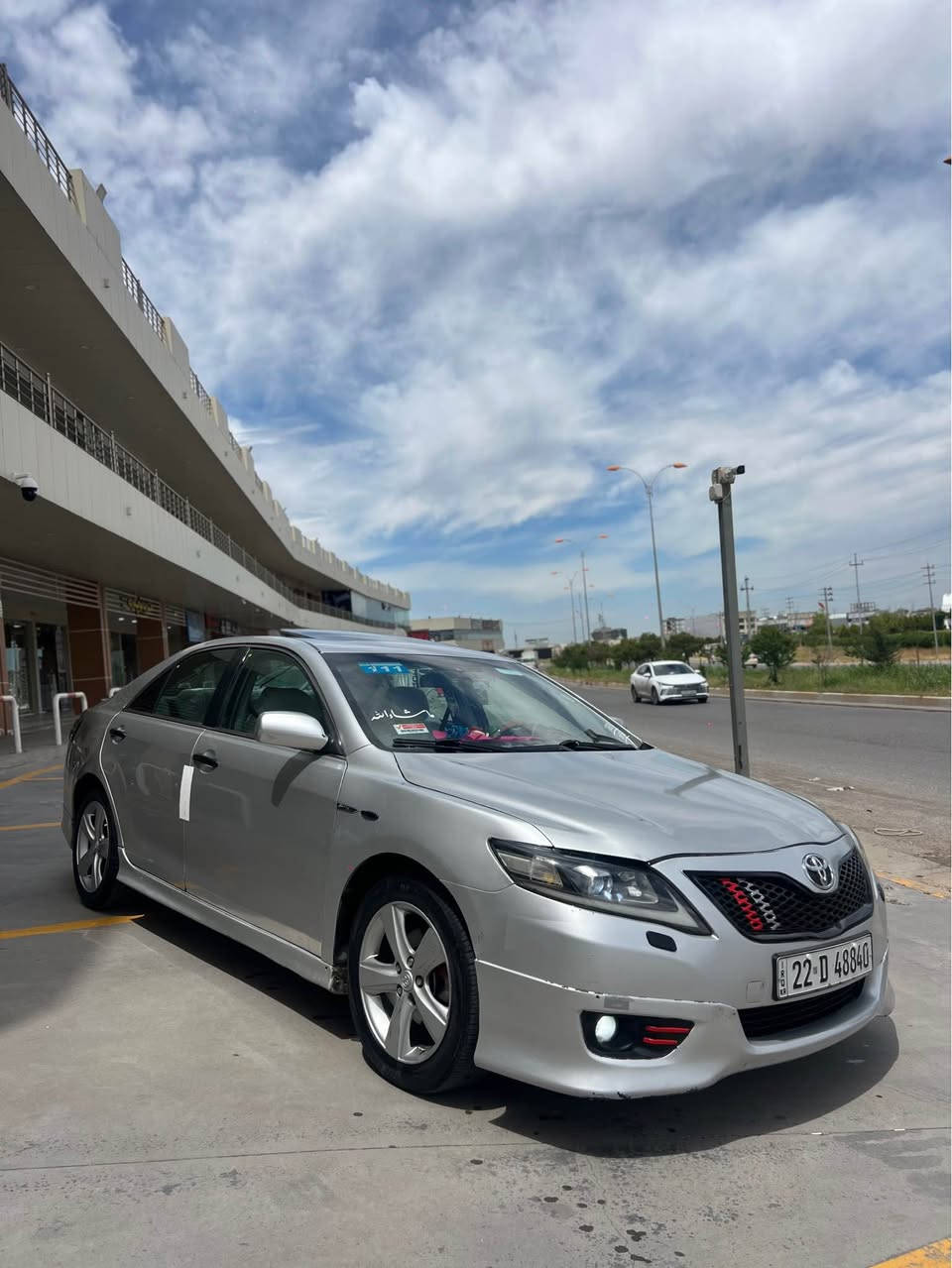 Toyota Camry 2010 SE PLUS

فول فول مواسه فات 
سلايد و به سمه و شه غال بيلاد سپورت
ده بل سالونسا سوكان په پوله
گيرومه كينه و ته بريد به شه رت 
سه نه وى نويه به ناوى خومه 
عيزام نيه به عيزام ده فروشم 
سه ياره كه زورجوانه 
شوين هه ولير *********** أربيل, العراق
