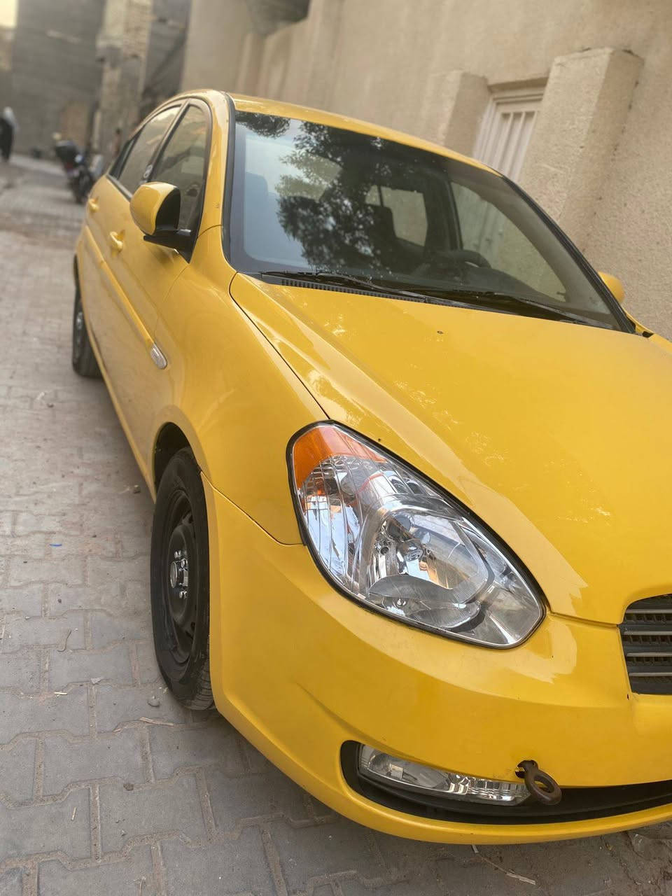 السلام عليكم شباب
اكسنت ٢٠٠٩ السياره جاهزه عدى التبريد فقط فريز عدى اني اتحمله 
كير محرك خير من الله 
السياره معمره جديد اثر طخات بسيطه 
السياره بأسمي 
بيهه جاملغ امامي مبدل 
شاصي لغد مكفوله 
تواصل وتساب ***********
السعر ٦٩ وبيهه مجال
