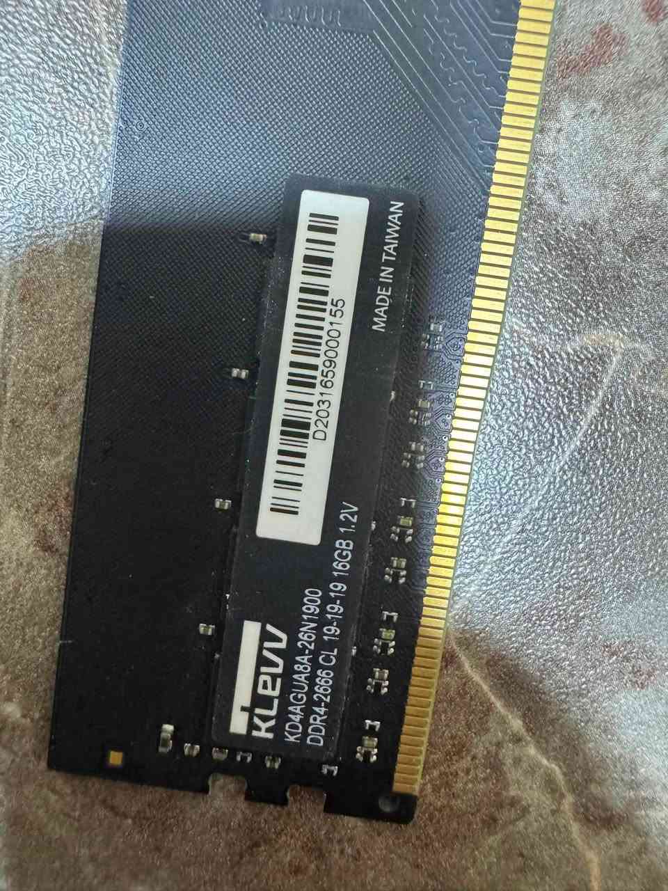 رام 16 g تردد 2666 السعر 65 الف
باور سبلاي 400w السعر 35 الف
مكاني بغداد او توصيل لاي مكان
القطع فاتحهن من حاسبتي لارض التطوير واي خلل مابيهن شرط الفحص
***********
