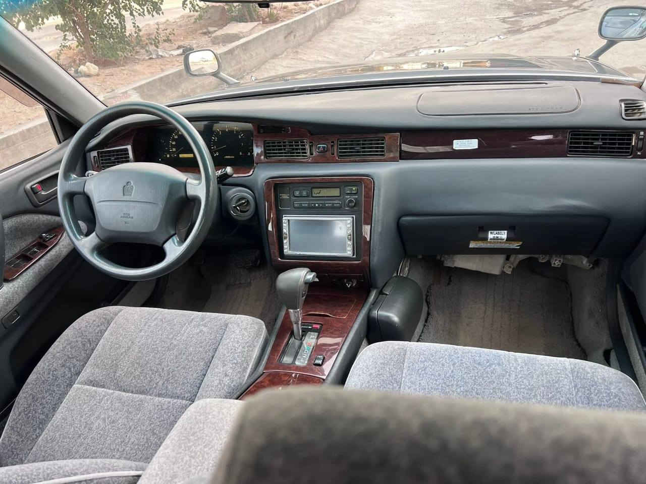 اسلام عليكم راس الثور تكم سياره مصبوغة جماليه مكفوله من الكص السياره نقل جثه نقل جثه مابيها ضربه تحويل ثاني يوم سياره جاهزه من كل شي حداديه تبريد أنه مكلف بل النشر للاستفسار ***********. ابو الخصيب, البصرة
