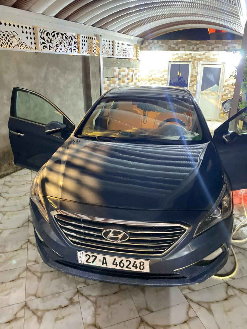 السلام عليكم.. سوناتا 2015 رقم ذي قار مشروع وطني وارد امريكي حادثه تبديل بنيد فقط بدون ضرر داخلي لاصبغ ولاتبديل ليبل واحد مكينه 2400 مفتوح.. كير وحداديه وكهربائيات كلها شغاله تبريد تدفئه على وضع الشركة ماشيه 95 حجر صالنصه موجود ابلادي تخم تاير جديد المواصفات تحكم جيهتين مثبت سرعة نضام اسبورت مانع انزلاق تقليل وقود شاشة ابلاد لمس كامرة دواره ويل كب بصمه جنطه تدفئ بالكشنات دواخل لون عسلي كشنات كهربائي حتى كتلوكات الشركة بيه سويج عد 2 شخاطه لايت لد ابو الحاجب سيارة على وضع الشركه نضيفه جداً وجاهزة من كلشي..  السعر 122 وبيها مجال للشراي حق الجيه..// ***********

