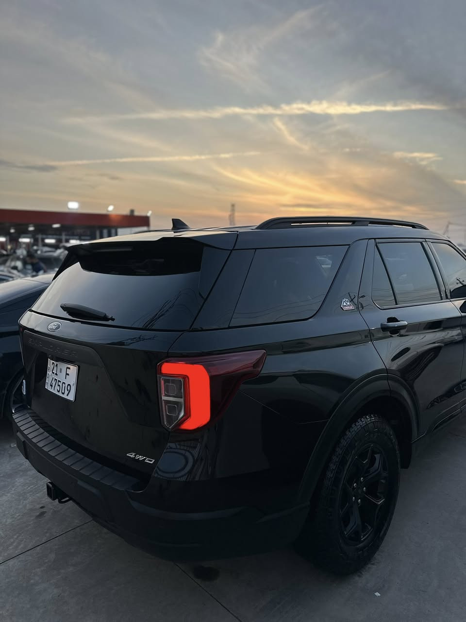 سلام عليكم
فورد اكسبلور 2023🇺🇸🇺🇸

السيارة حادثه فقط شباك امامي بدون صبغ السيارة 

مكان السيارة سليمانية 

مواصفات TIMBERLINE
شاشة جبيرة 
كاميرا 
كشنات جلد زيتوني مميز 
كشنات هيتر 
استيرن هيتر 
رادار ٣٦٠ درجه 
حساس ٣٦٠ درجه 
بانوراما 
تبريد قطعتين 
كشنات سياحي 
گيج الكتروني 
لايتات ليد 
بگلايت ليد 
صندوق شفط 
كشنات كارباء جهتين 
اطفاء ذاتي 
انظمات قيادة 
اوتو هولد 
شحن وايرليس 
ماشية ٢٤ ميل 

السيارة كلش حلوة جديدة بلواقع هم 
كير و مكينه كله مكفول بدون اي عطل 

سعرة ٢٧٨$ بي مجال 

رقمي ***********
