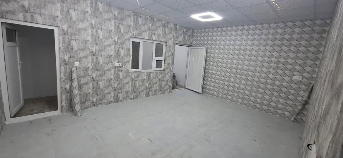 دار للبيع زراعي  مساحه 120 متر مربع البيت صفر  الموقع حي الجامعه شارع عبد الرحمان  السعر 47 مليون. للتصال ***********
