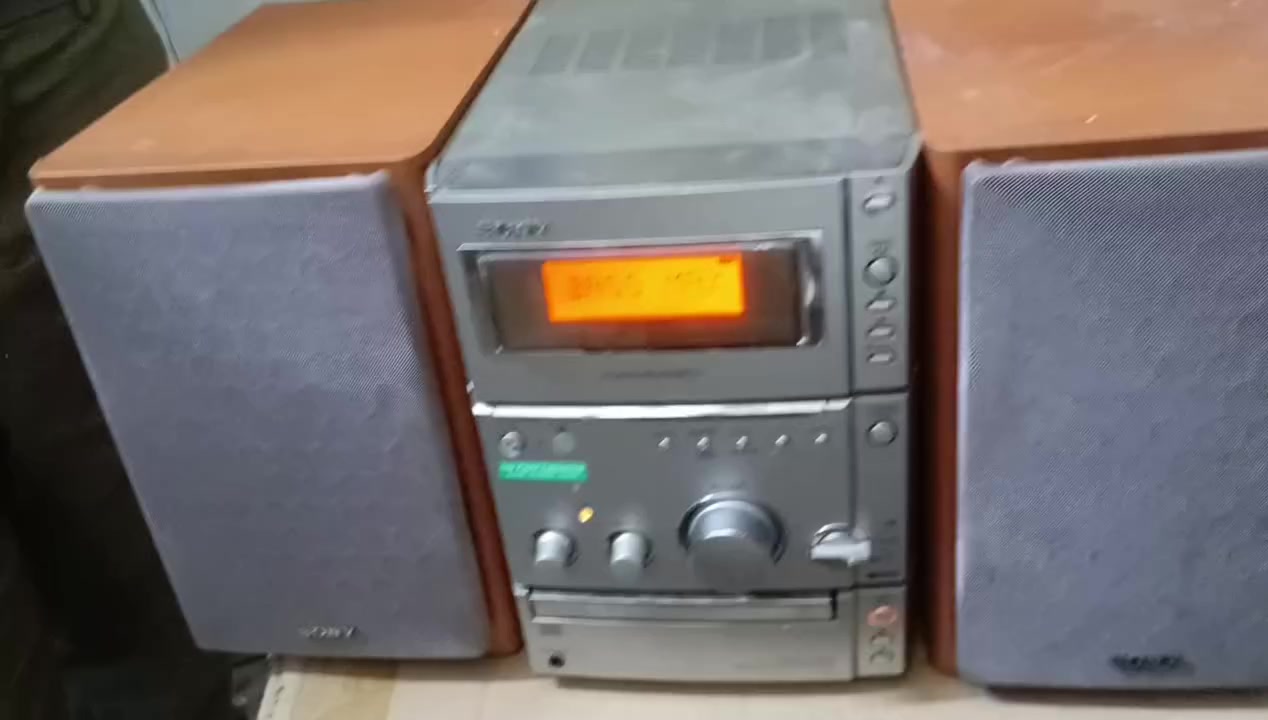 متوفر مجموعة سستمات اصوات جدا عاليه البيع شلع.. 
اللي حاب يتفضل خاص افتحله كام ويشوفهن..


**إذا كنت صاحب هذا الإعلان وتريد حذفه لأي سبب، رجاءا أرسل رسالة إلى الدعم الفني**