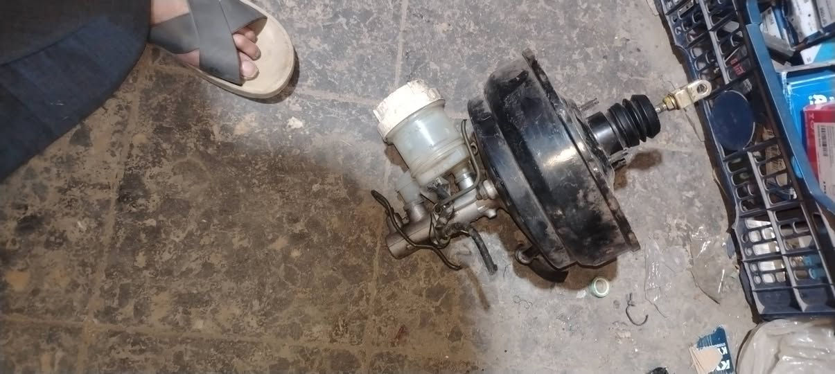 غراض كالوبر وباجيرو اصلي حاويه بغداد مدينة الصدر *********** وتساب موجود خدمة توصيل
