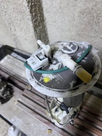 عبوة فيت بم نيسان ارمادا نقصها فقط الطوافة مال كصة وابد مستعملتها  077...