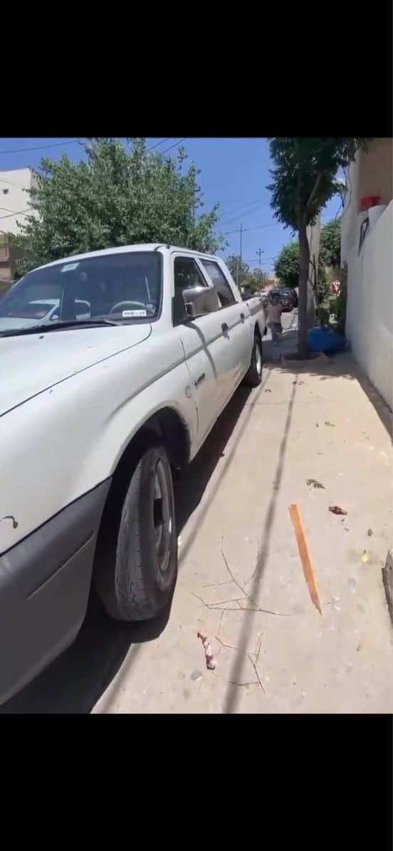 مستەر بۆشی بۆ فرۆشتن ٢٠٠٣ ئاڕم سلێمانی بەشەرتی گێڕومەکینە سەیارەکە توندوتۆڵە نرخ ٥٥ گەڵاو مەعامەلەیەکی برایانە ژمارەی خاوەنی *********** Singapore
