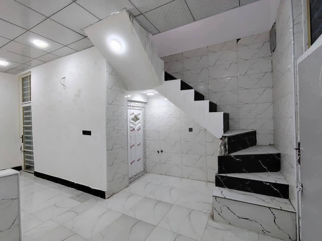 اليجار 50م مقابل ملحق قريه سعر مناسب
