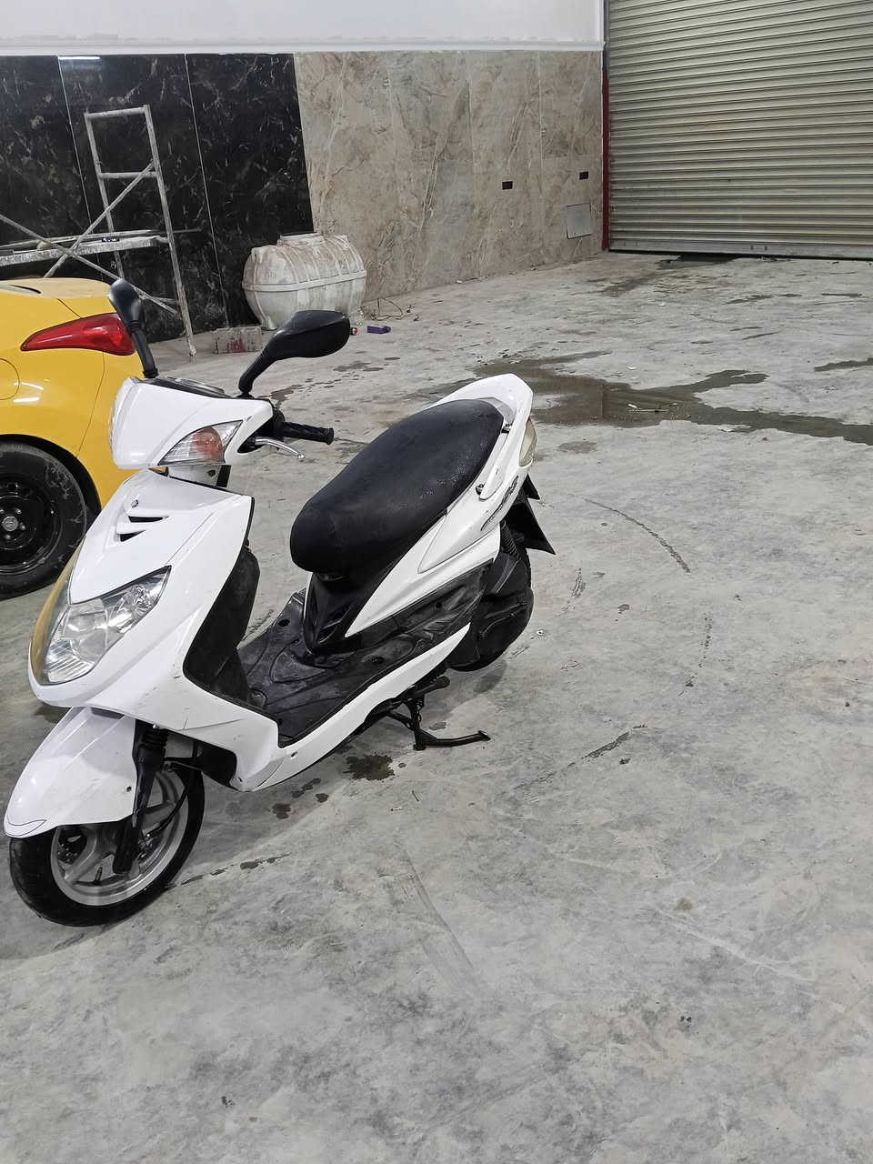 دراجه سكنس نوزل فحل ياباني نظيفة قبق نفخ سكليتر خطين سلف هندر كهربائيات كلها شغاله مكينه ناعمه شلعه قويه اوراقها كامله مكاني الشعب سعرها 750 بيها مجال
التليفون ***********
