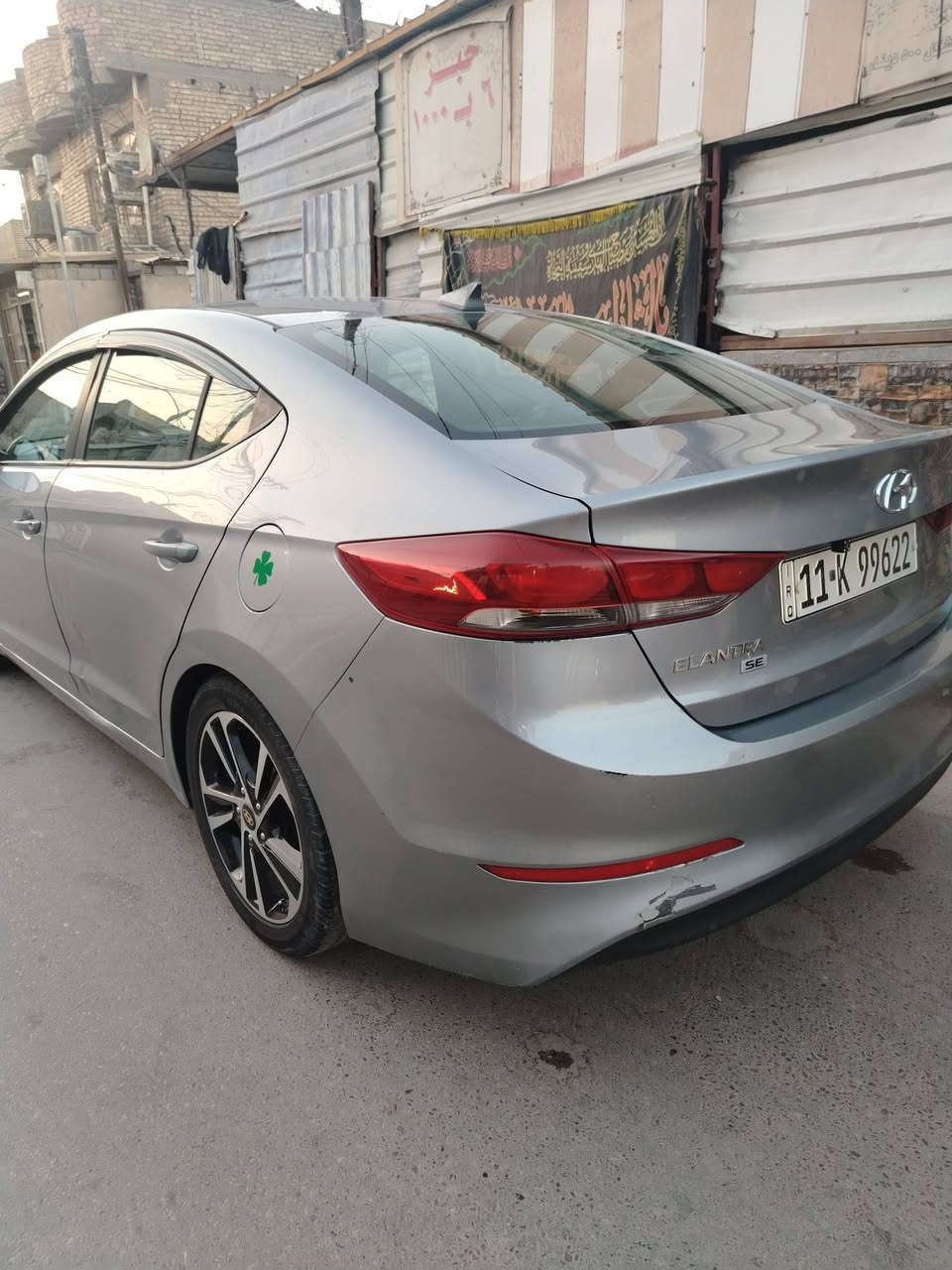 السلام عليكم النترا 17امريكي مكينه 2000دوش كير مكينه تبريد تتفئه كفاله كشر شوفت عينكم حادثها بمريكه دعاميه اماميه فقط السياره خير من الله رقم بغداد نكليزي بسمي تحويل ثاني يوم السعر 105وبيها مجال لطيبين مكاني بغداد البياع الشراي يتصل ***********
