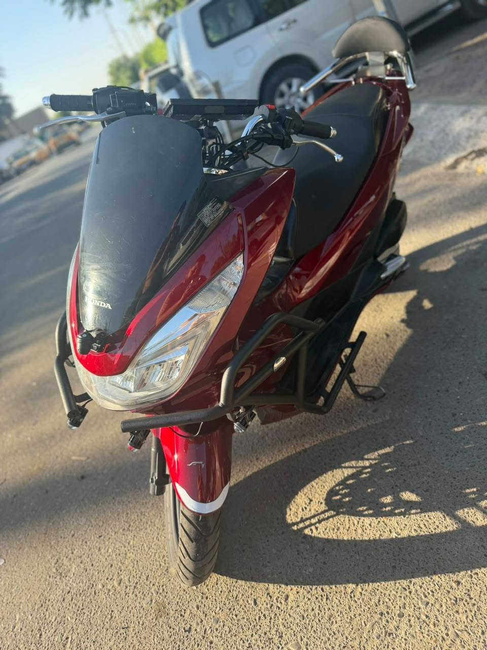 السلام عليكم
دراجه pcx ياباني اصل جيل الثاني  دراجه نضيفه بمعنى الكلمه وجاهزه على اخر برغي دراجه عليه اضافات كومه ما عدا الواضحات بالصور مصروف عليه اضافات فوك المليون ابيعهن وي الدراجه اوراق كامله بيه تايرات تخم قبل فتره شادهن بريكات جدد كهربائيات كله كامله

للبيع فقط ب١٩ ورقه ونص وبيه مجال دراجه ماخذه فوك هذه الشعر والاضافات عليه مكلفتني بعد اكثر بس ابيع لان متوازي على فلوس
مكاني الاعظمية بغداد رقمي ***********

