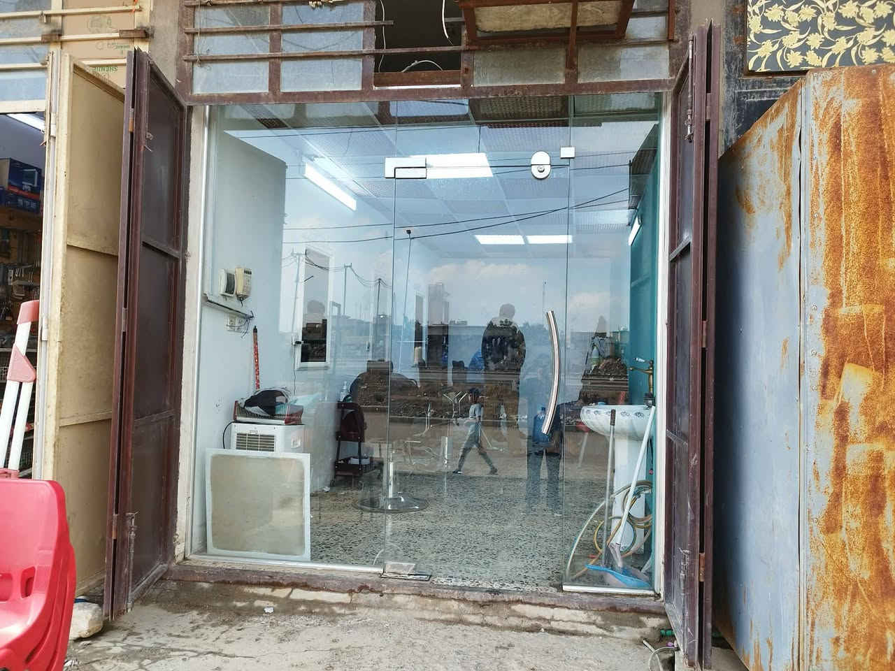 جام خانه للبيع ٤٠٠ وبيه مجال
مكاني الشعلة
***********
