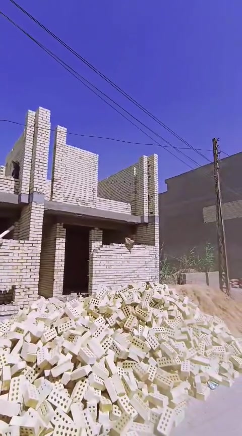 خلفات بناء🏣 شغل مضبوط وزن♎ وتنظيف واشرف مهندس ولتزم بل موعد ***********
