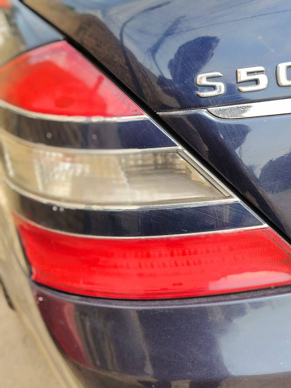 سلام عليكم مارسدس اس 550مديل 2006مكينه وكير وحداديه وتخم تاير جدد تبريد ثلج تدفئه 4كشنات كهربائيه ما يحتاج اذكر لمواصفات معروفه فول مواصفات فتحه رادارات كامره خلفيه السياره جديده ادوات مسجل استماره باسمي كبل تروح تسجل كفاله من لكص ولضربه ولانتربول ولسياحه مكاني ميسان العماره السعر 75 وبي مجال رقم الهاتف ***********
