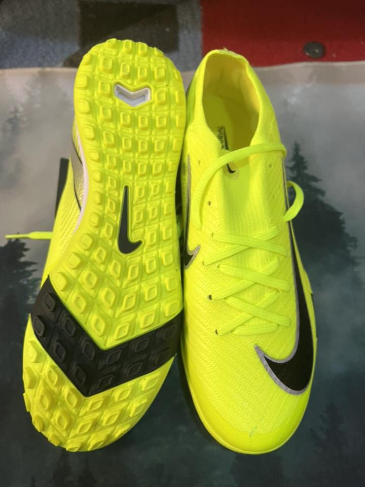 حذاء رياضي أوروبي جديد اصلي قياس 40 سعره خاص مسنجر


**إذا كنت صاحب هذا الإعلان وتريد حذفه لأي سبب، رجاءا أرسل رسالة إلى الدعم الفني**