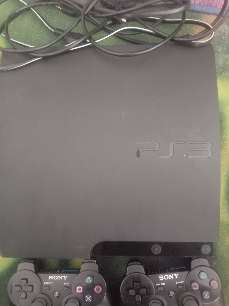 بلي ستيشن 3 مهكر وبيه مكاتب 20لعبه تقريباً وبيه حسابات واخر اصدار 4.92 وسعر مناسب مع المكاتب 150الف بدون المكاتب 130


**إذا كنت صاحب هذا الإعلان وتريد حذفه لأي سبب، رجاءا أرسل رسالة إلى الدعم الفني**