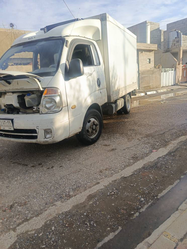 سلام عليكم كيا براد فحل 4000 مفتوح رقم بغداد مشروع وطني تبريد خلفي تجميد تايرات نضيفة صدر امامي خلفي نضيف لايتات كهربائيات كامل شغال ما بيها اي نقص كبل للشغل تايرات خلفي محور 14 وتانكي 120 لتر السعر 115 وبيها مجال بسيط مكاني كركوك الشراي يتصل *********** رحمه على والديك كلشي ذاكر بل منشور لاتسالني شبيها السيارة كركوك, العراق
