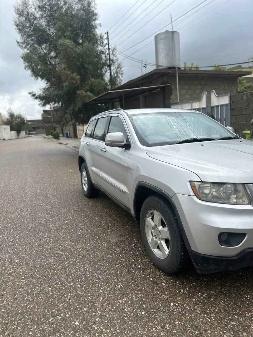 Jeep laredo 2011

سەیارەکە ٢٥٠ کم هەزار روشتووە سەنەوی تا 2027 نوێـیە
دەبل ئەکسل کوشنی سایەق کارەبایە
گێڕ ئۆتۆماتیک

سعر : لە کۆمێنت داوای بکە ڕاستەوخۆ بۆت دێت

***********
بو بینینی بابەتی زیاتر فولومان بکەن ✅
#unitedautomotors #ErbilCars #KURDCARS #jeeplaredo
