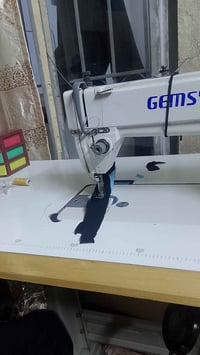 مكينة خياطة • صناعية • جيمسي