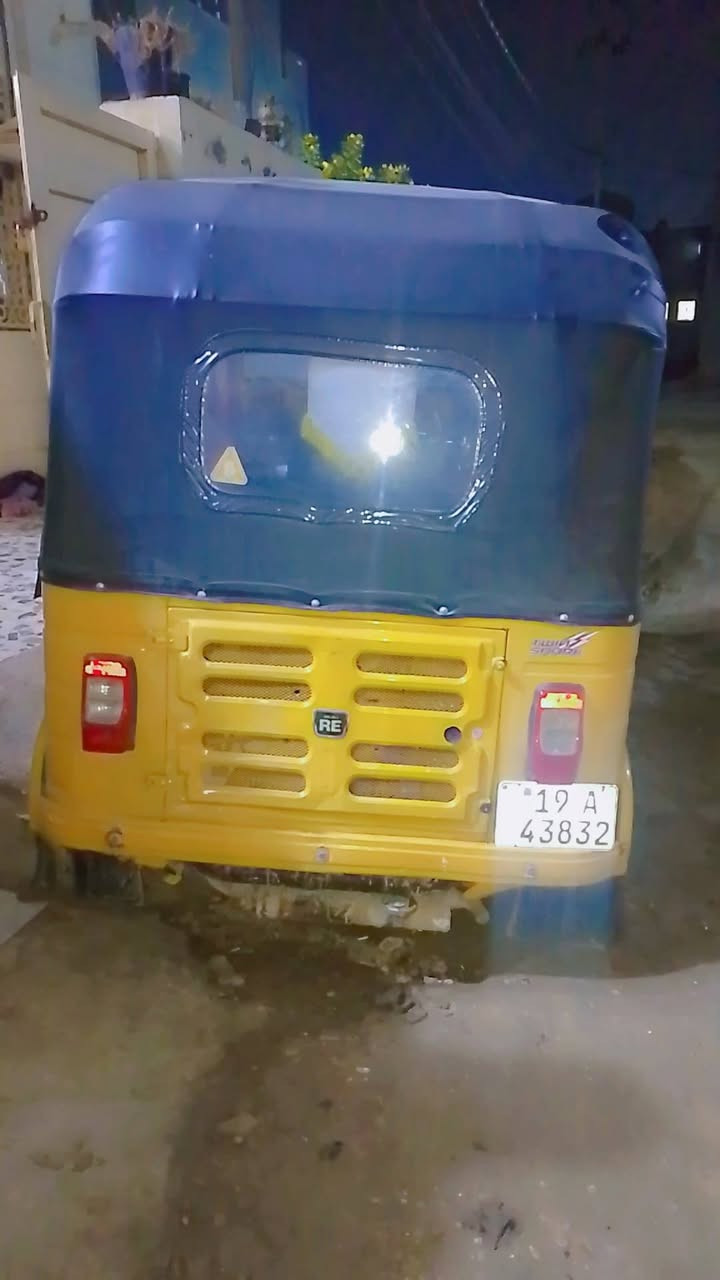 تكتك لبيع موديل 20 %شهر 12 تكتك نضيفه امانت الله كلشي مابيه رقم نكليزاي كربلاء مكان  حله سيف سعد رقم الهاتف ***********
