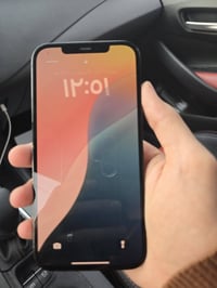 ايفون 12 برو ماكس نظيف جدا  شخط واحد ما بيه ذاكر 256 بطارية %80 كلاس ج...