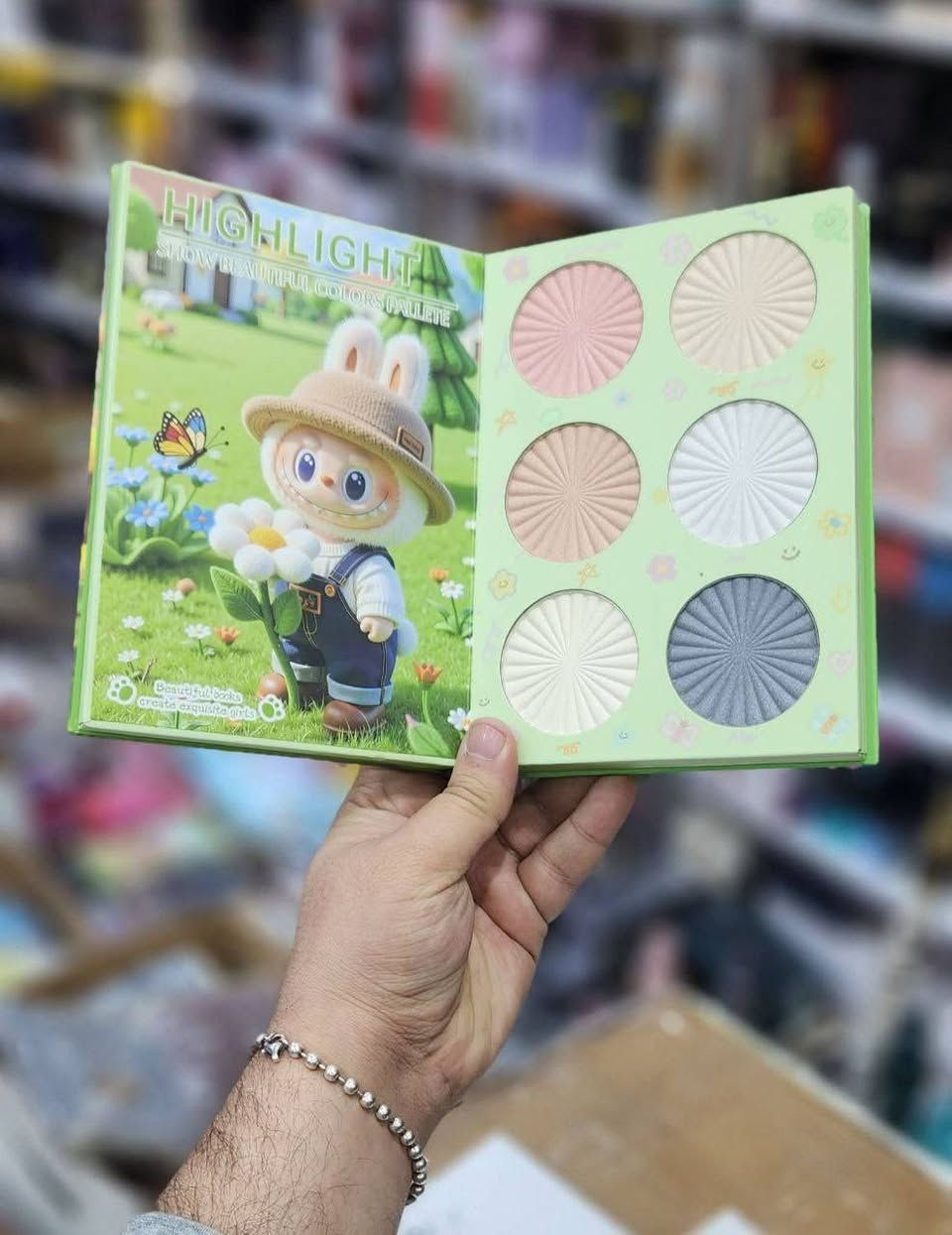 باليت دفتري لابوبو    بكوالتي عالي جداً😍
يحتوي الدفتر على 

  ظلال عين كريمي ومخملي وكليتر 
إضاءة بألوان طبيعية 
بلشر ناعم جداً بألوان لايستغنى عنها 
كونتور وبرونز 
باودر حاجب
4 طوابق 🔥
للاستسفار يرجى مراسلة الصفحه
العنوان /خانقين شارع الكورنيش جملة ابو كوثر قرب قاعة شوان  مجاور جملة غذائية غانم مقابل كازينو حيدر العباسي
يتوفر خدمة توصيل داخل خانقين فقط


**إذا كنت صاحب هذا الإعلان وتريد حذفه لأي سبب، رجاءا أرسل رسالة إلى الدعم الفني**