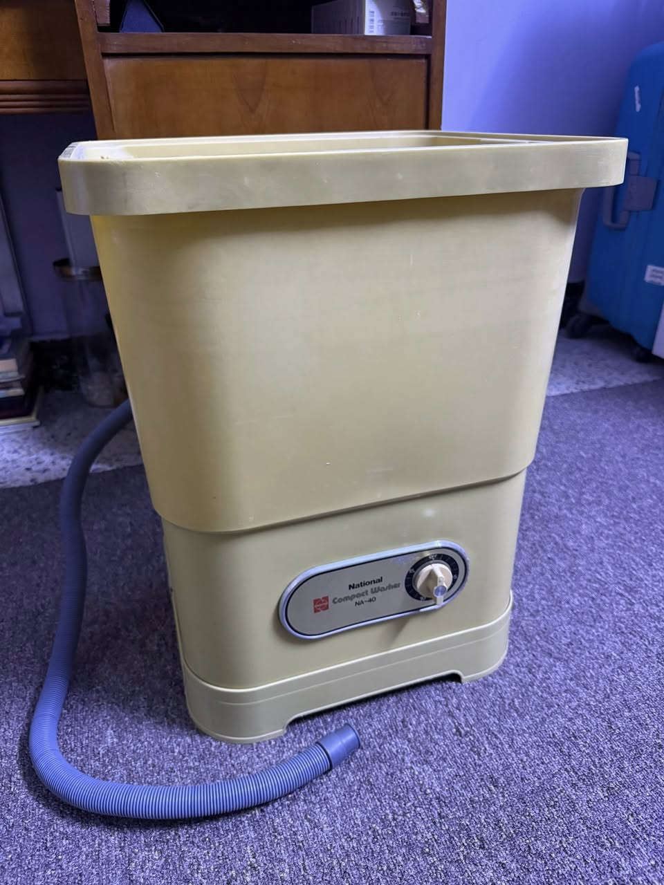 السلام عليكم :
1-غسالة ملابس داخليه وملابس اطفال،  نظيفه جداً نوع National ياباني مثل مموضحه بالصوره ، السعر 85،000 الف
2- غساله ملابس اطفال صينيه غير مستخدمه السعر 30،000 الف
• للأستفسار الدخول ع الخاص.


**إذا كنت صاحب هذا الإعلان وتريد حذفه لأي سبب، رجاءا أرسل رسالة إلى الدعم الفني**