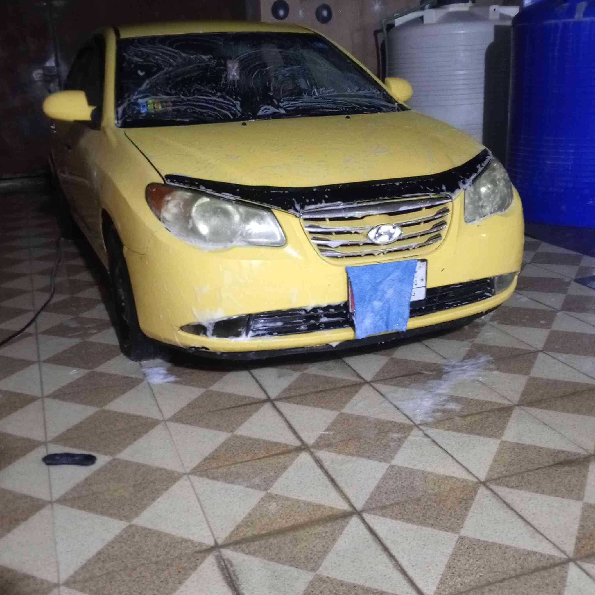 سلام عليكم لنترة مقدس موديل 2009للبيع سعر 98ورقة وبيهة مجل  مكان  ديالى سراجق رقم ***********
