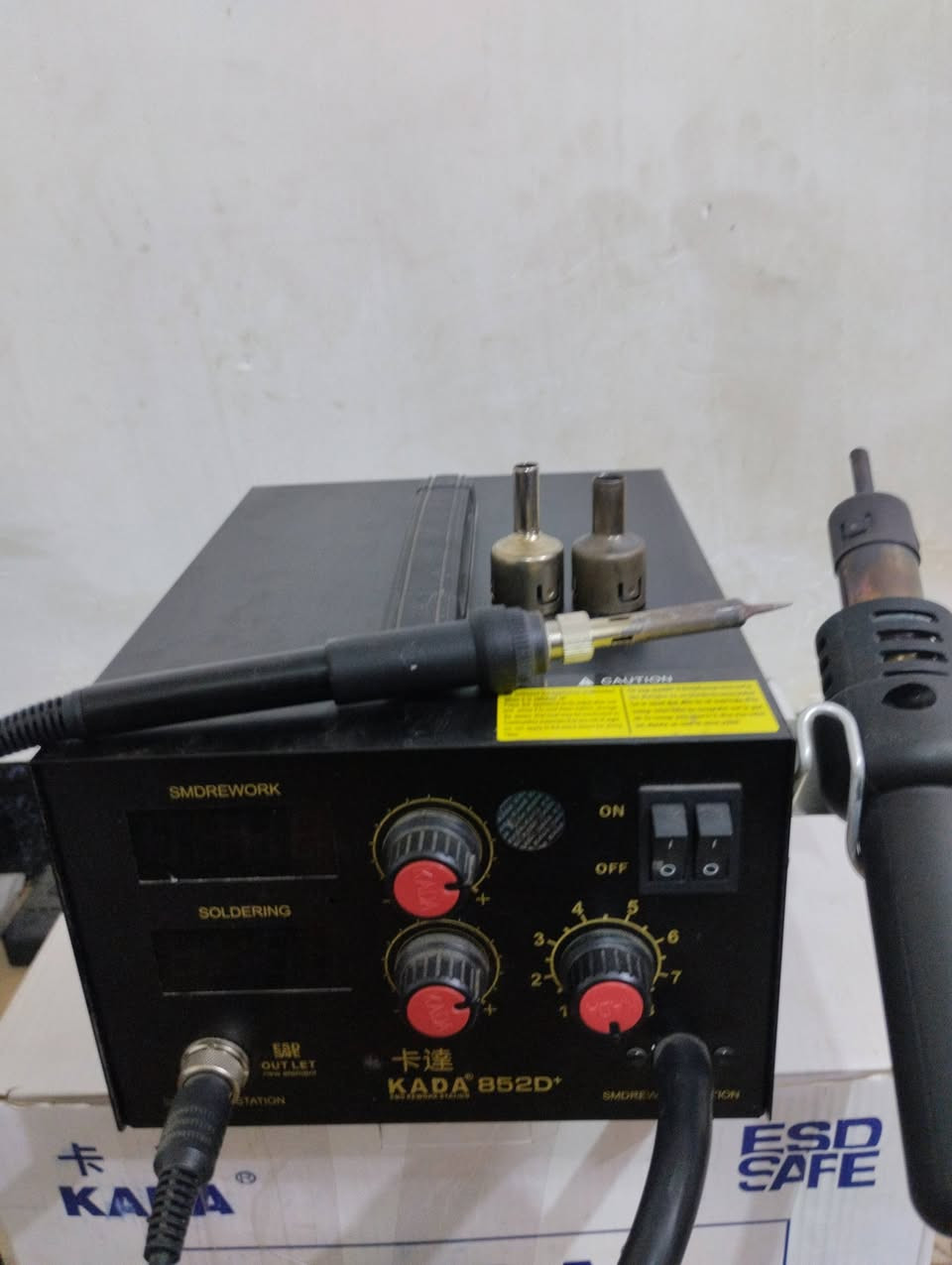 سلام عليكم للبيع كاويه بسعر 65 الف
 مبرمجه XGecu بسعر 75 الف
 مبرمجه Ezp 2010 بسعر 20 الف
 الاسعار شامله التوصيل لجميع المحافظات


**إذا كنت صاحب هذا الإعلان وتريد حذفه لأي سبب، رجاءا أرسل رسالة إلى الدعم الفني**