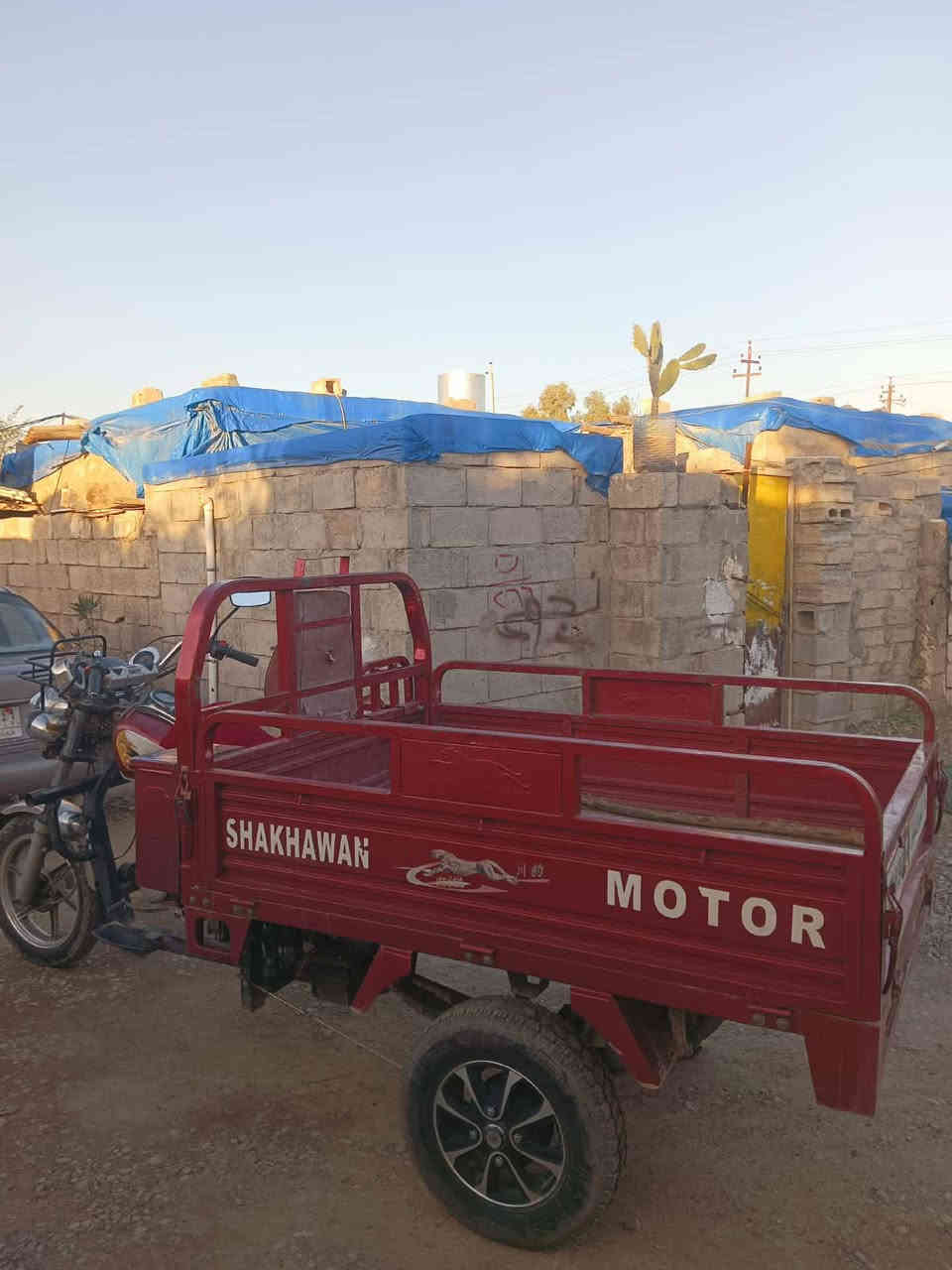 السلام عليكم ستوته موديل 21رقم كركوك وسنويه الستوته نضيفه كلهة بل شرط السعر المطلوب مليونين وربع اني مكلف بل نشر الشراي يتصل عل رقم ***********
