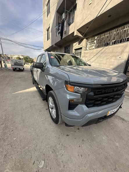 سلفرادو 2024 اللون مميز أسمنتي بدون ضربة بدون ايرباك بيها بارد بالجاملغ الامامي سيارة جدا نظيفة ماشية ١٧ الف كيلو باب طًويل بدي قصير المحرك 2.7  مكانها بالغزالية ***********
السعر 330 ورقة
