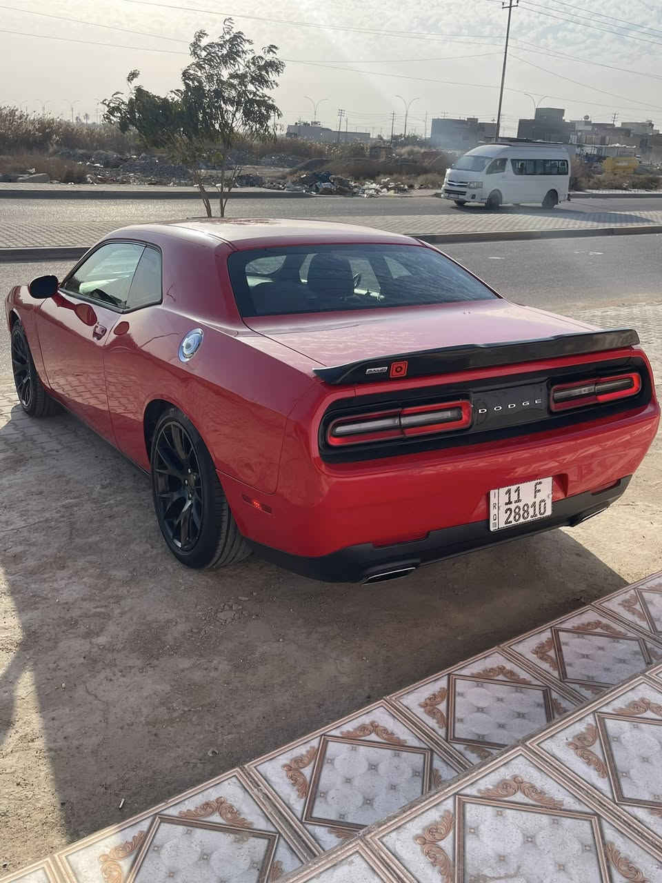 جالنجر
موديل 2017
ماوصفات SXT 
بصمه تشغيل عن بعد 
شاشه جبيره 
كشن كهرباء 
محرك 3600
رقم بغداد بأسمي ارقام نكليزي
ماشيه 90 
بيهه صبغ جاملغات اماميه والبيبان بس كلير بدون ضربه 
البنيد مغلف هم احسبه مصبوغ 
شاصي صفحه الصدر مسحوب مكفول من الكص
كير مكينه مكفولات 
رقم شاصي 2C3CDZAG8HH550690
مكان بغداد ابو غريب او الخظراء 
السعر 138
تواصل ***********
