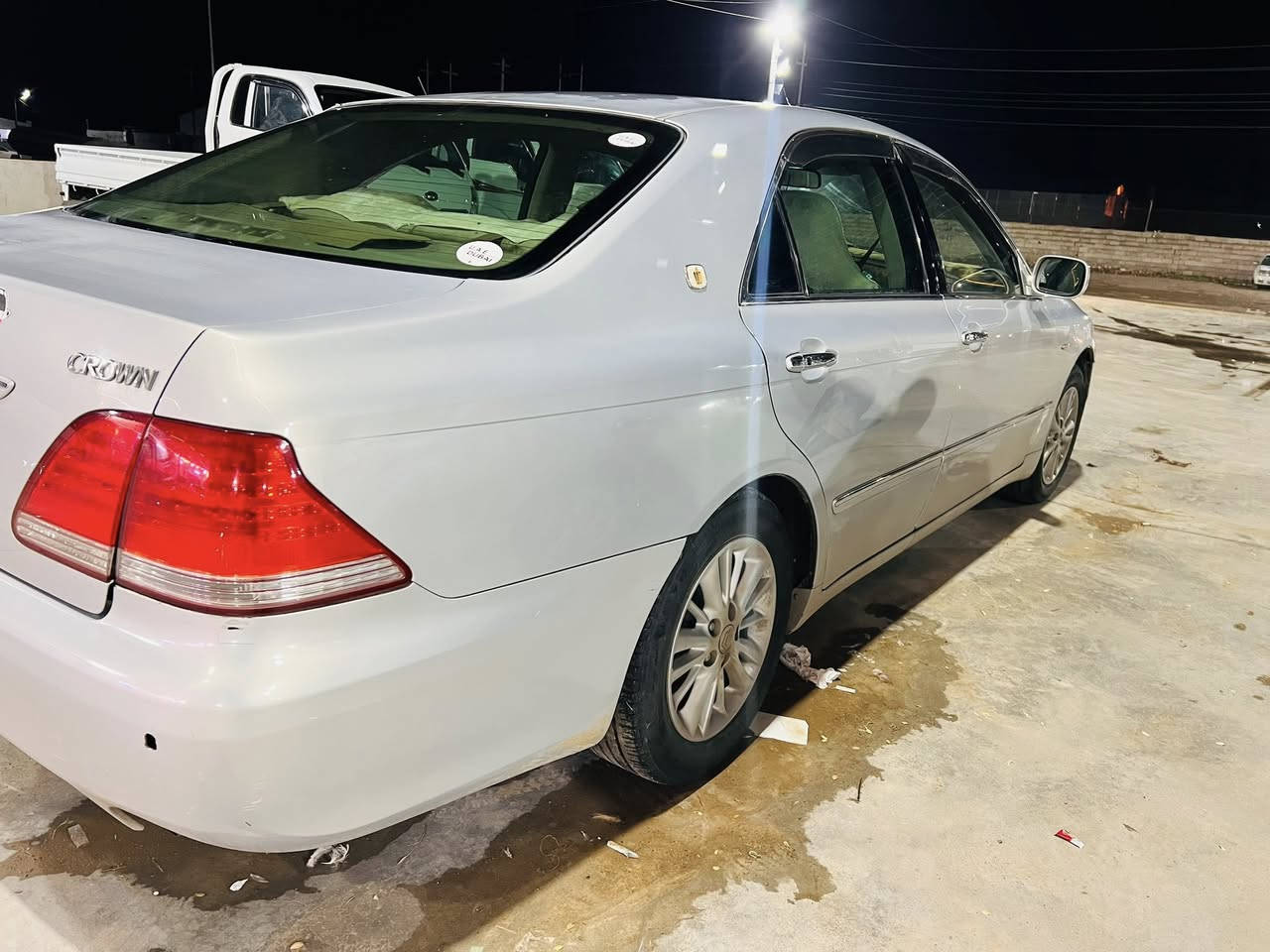 2005 موس گەورە بە گەورە ناوزەر بئ بۆیاخ سەقفەکەی بەقەدەر ناو لە پئ بۆیاخی هەیە 57مەعمەلەشی تیایە
***********
***********
