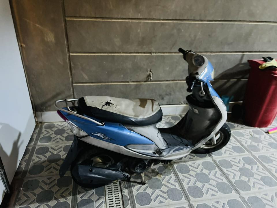 سلام عليكم ماكس منغولي نضيفه دراجه و موجوده صالنصه البلاديه و كفرات بلاديه للون رصاصي سعرها500وبيها مجال
***********
