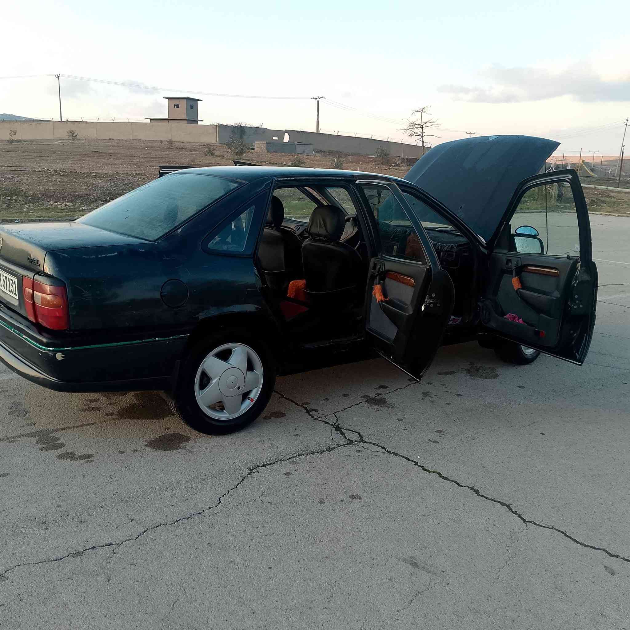 السلام عليكم مكلف بالنشر
للبيع فقط بدون مراوس 
والماتعجبه السياره يصلى ع نبي 

فكترا موديل 95  فول اوتماتيك 
محرك 20 شرط
كير اوتماتيك شرط
جام كهرباء
رقم نينوئ إنكليزي بسمي لغايه 2029 كربون بانزين
سياره بدون حادث وصبغ البلاد مالتها
مابيها قطره خياس تجي تشوف بعينك

سعرها 46 وبيها مجال
مكاني سد الموصل

*********** بي واتساب اتصل
