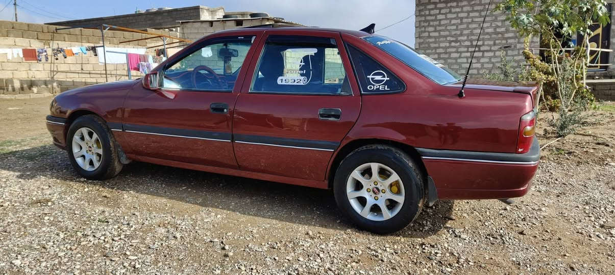 ***********
***********
