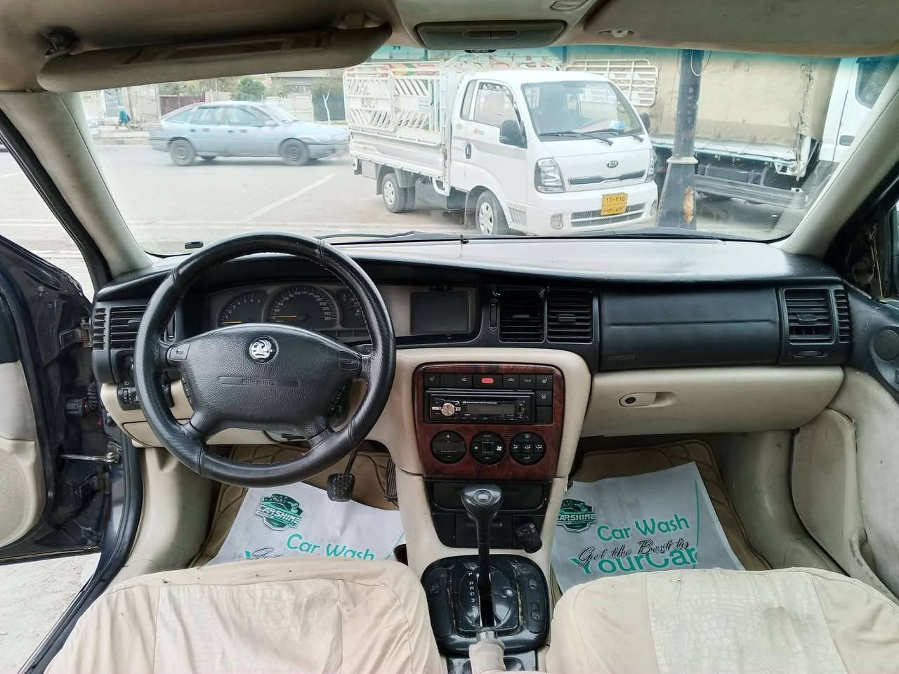 ئوپل فكترا
موديل 2000 
بى بوياخ و ليدراو 
هةموو گيانى بيلادى ماوەتەوە بەشەرت گیر و مەکینه بی بوخار و سەرف مەکینه 28 ی 6 پستونه سەنەوی له 24 بەسەر چووه بەشەرت تەحویل و غرامە و براوه
بو نرخ تیل بکە 
***********
***********
