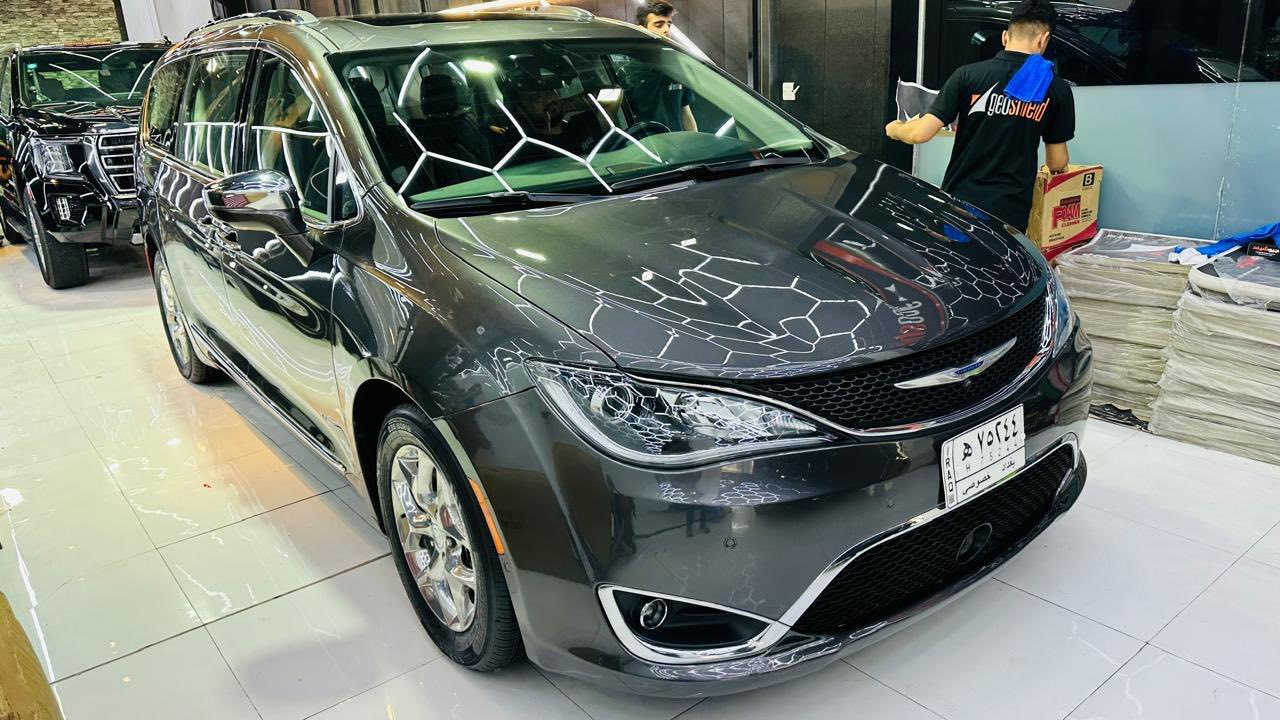 اسم_السيارة : كرايسلر باسفيكا
الفئة: Limited 

الموديل:2019

اللون: فيلي

اللوحة: بغداد ( الجديد )

السعر المطلوب : 200 ورقة مع مجال بسيط

الحادث : الباب السلايد الخلفي موضح بصور  بدون ارباك وصور حادث بل منشور

#محرك: 6 سلندر 3600

#عداد_المسافة: 160 الف كيلو 

_____________________________

#الــمــواصــفـــات :

١- تبريد مركزي امامي خلفي

٢- كامرة دوار 360 درجه اربع كاميرات

٣- حساسات أمامي وخلفي 

٤- رادار نقطة عمياء - وحساس اجتياز  - وتحديد المسار. 

٥- شاشة كبيرة U connect 

٦- شاشة الداشبورد والعدادات كبيرة كمبيوتر 

٧- شاشات بالمقاعد الخلفيه الكبيرة تدعم usp&HDMI

٨- دواخل جلد لمتد 

٩- سماعات هارمان كاردون 

١٠- كرسي السايق والراكب كهرباء مع التدفئه والتبريد في الكشن. 

١١- بريك طوارئ امامي وخلفي 

١٢- فول تحكم بالمقود مع تحكمات الرادار 

١٣- نظام الثبات على المسار 

١٤-كير ماوس ٩ نمر 

١٥- تدفئة كشنات للمقاعد الخلفيه

١٦-الكشنات الخلفيه تحكم كهرباء مع الإغلاق 

١٧-الابواب  كهرباء من البصمة مع الجنطه 

١٨- تشغيل عن بعد. 

١٩- فتح الابواب من دون لمس ( بحركة الرجل) 

‏٢٠- LED امامي وخلفي وبروجكتورات. 

٢١- فتحة + بانوراما ( ٣ قطع على طول السيارة )  

٢٢- ويل كروم عنكبوتي. 

٢٣- نظام car play للايفون 

٢٤- اطفاء ذاتي auto stop /auto star 

٢٥ - الاضائه العالي والماسحات نظام اوتوماتيك. 

٢٦- تحكم جهتين ستيرن. 

٢٧- كراسي الوسط منفصل ( ملكي ). 

٢٨- مكنسه كهرباء خلفيه. 

٢٩- اوتو بارك اصطفاف ذاتي بدون لمس المقود. 

٣٠- لايت زينون بلادي. 

٣١- ورادار امامي يعمل مع كروس السرعه لتحديد المسافات.

٣٢- هوك خلفي بلادي. 

__________________________

https://auctionauto.com.ua/auction/lot/2019-chrysler-pacifica-limited-49922579

—————————————————

صيانه :

١- اي تصليح جديد للسياره موجوده صوره قبل وبعد واثناء التصليح

٢ - المكينه فقط ادامه دوريه 

٣- ادامه الصدر الامامي والخلفي 

٤-صبغ دعاميه اماميه ( للجماليه )

٥- ٣ كشنات بيهن شقوق في الجلد 

٦- السياره طابه سونار وتكدر تاخذها سونار تتاكد بنفسك 🤍

للتواصل : ***********
