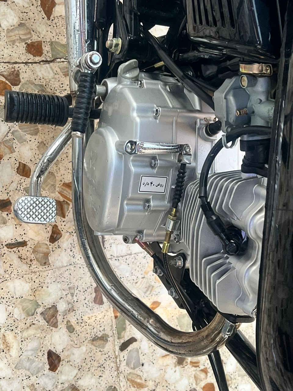 السلام عليكم
داجه نامه شلامجه وكاله 
دراجه رمبه صار بس 3 اشهر من منزله
 
دراجه نضيفه  نضيف 

دراجه 4 كير 
جديده ستخدتم قليل 

رقم ***********
