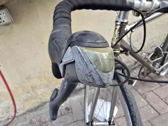 بايسكل فافون رود c700
السلام عليكم
 بايسكل رود c700 
نظافتة كبالكم بالصور 
بدالات باليدة شيمانو كلارس والعكرب والبدال الامامي هم شيمانو كلارس 
وياه جوبين احتياط 
للبيع بسعر ١٤٠ الف متعرف اسعارهن لتعلق 
مكاني عطيفية 
***********
