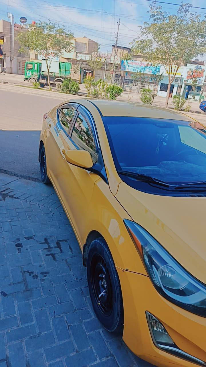 اللنترا امريكي 2013 حادثها خلفي قبق صندوق امبدل وتبديل بنيد وتصليح جاملغ خلفي يعني ٣ قطع كير ومحرك وتبريد كفاله السياره محدثه ١٦ وحداديه نص عمر السعر ٨٥ وبيه مجال شرط التحويل ثاني يوم العنوان بغداد حي الجهاد
***********
