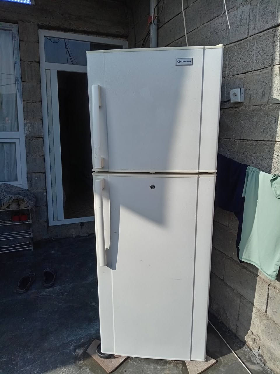 ثلاجه للبيع كولش نظيفه ***********
