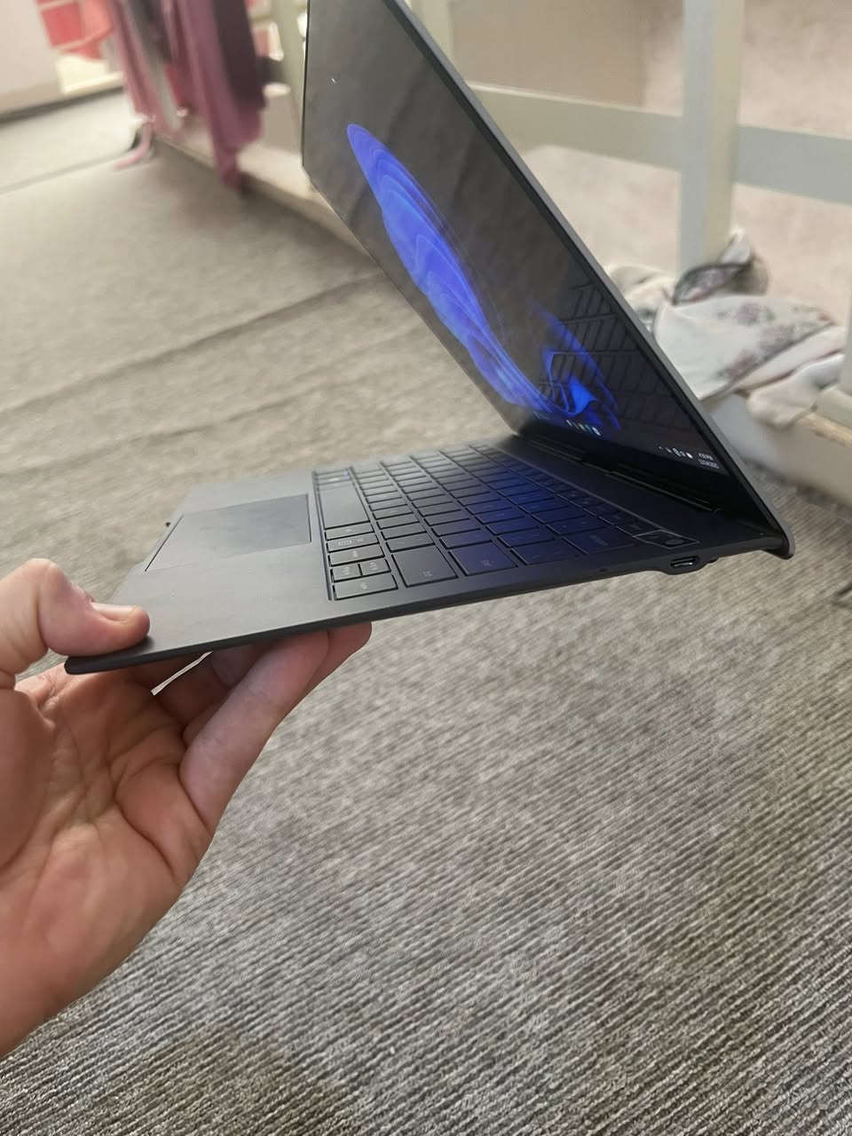 السلام عليكم لابتوب للبيع
رقم المنتج  5 
Samsung galaxy book s سوبر سليم 
شاشة 13.3 لمس 2k 
كيبورد فسفور ضوئي 
بصمه أصبع 
سناب دراغون لمس 
يشغل جميع البرامج arm64 bit64 bit32
Windows 11 home اصلي  
رام 8 غيغا 
هارد 256 ssd 
 بطارية لحد 25 ساعة 
نظافة 100٪ لوك
مع شاحن اصلي انكر 
دورات الشحن 0 جديده 100٪ 
رقم المنتج ٥ 
السعر 550  الف


**إذا كنت صاحب هذا الإعلان وتريد حذفه لأي سبب، رجاءا أرسل رسالة إلى الدعم الفني**