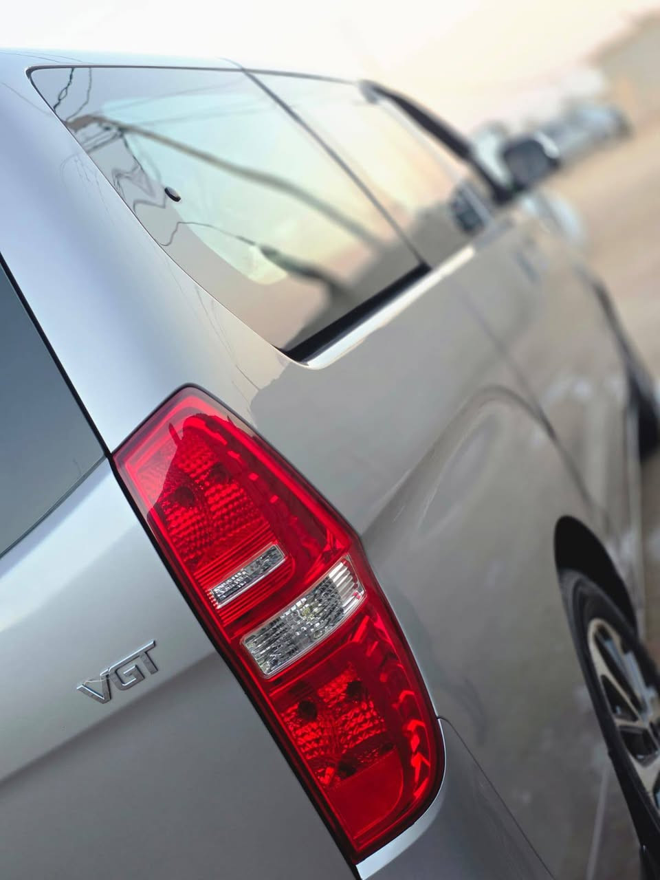 سلام عليكم سيارة لبيع ستركس  موديل  2019 معليه 2022 جديده كلش سعر  310 شداد وعشراه بيه. مجال  ***********
