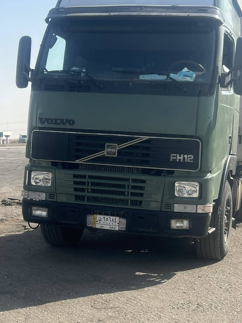 للبيع فالفو 97كير محرك اكسل شرط تخم تاير الرأس العربانه تيراتها زينات  رقم كركوك شرط تحويل السعر 150$وبيها مجال قليل التواصل وات ***********
