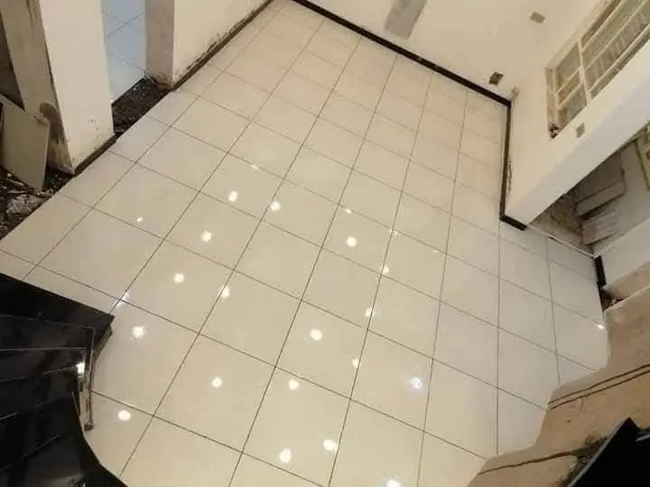 السلام عليكم خلفات سيراميك متفرغين حاليا يوجد كادر مختص وبدقه عالئ مضبوطين بلوقت وبل لتزام سعارنه مناسبه ***********
