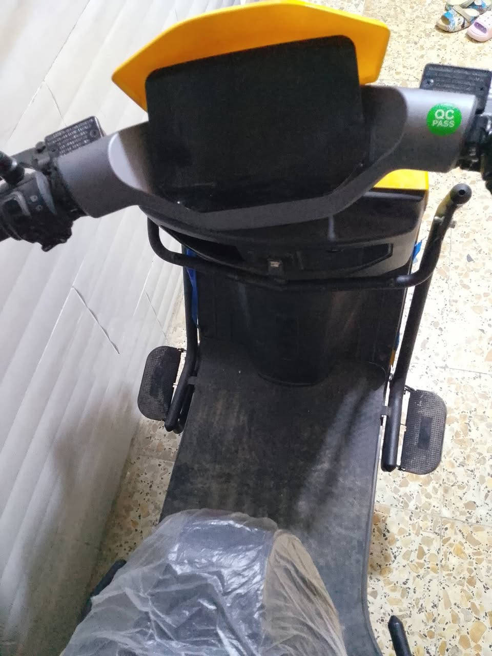 للبيع بغداد حي العدل رقم الهاتف ***********
