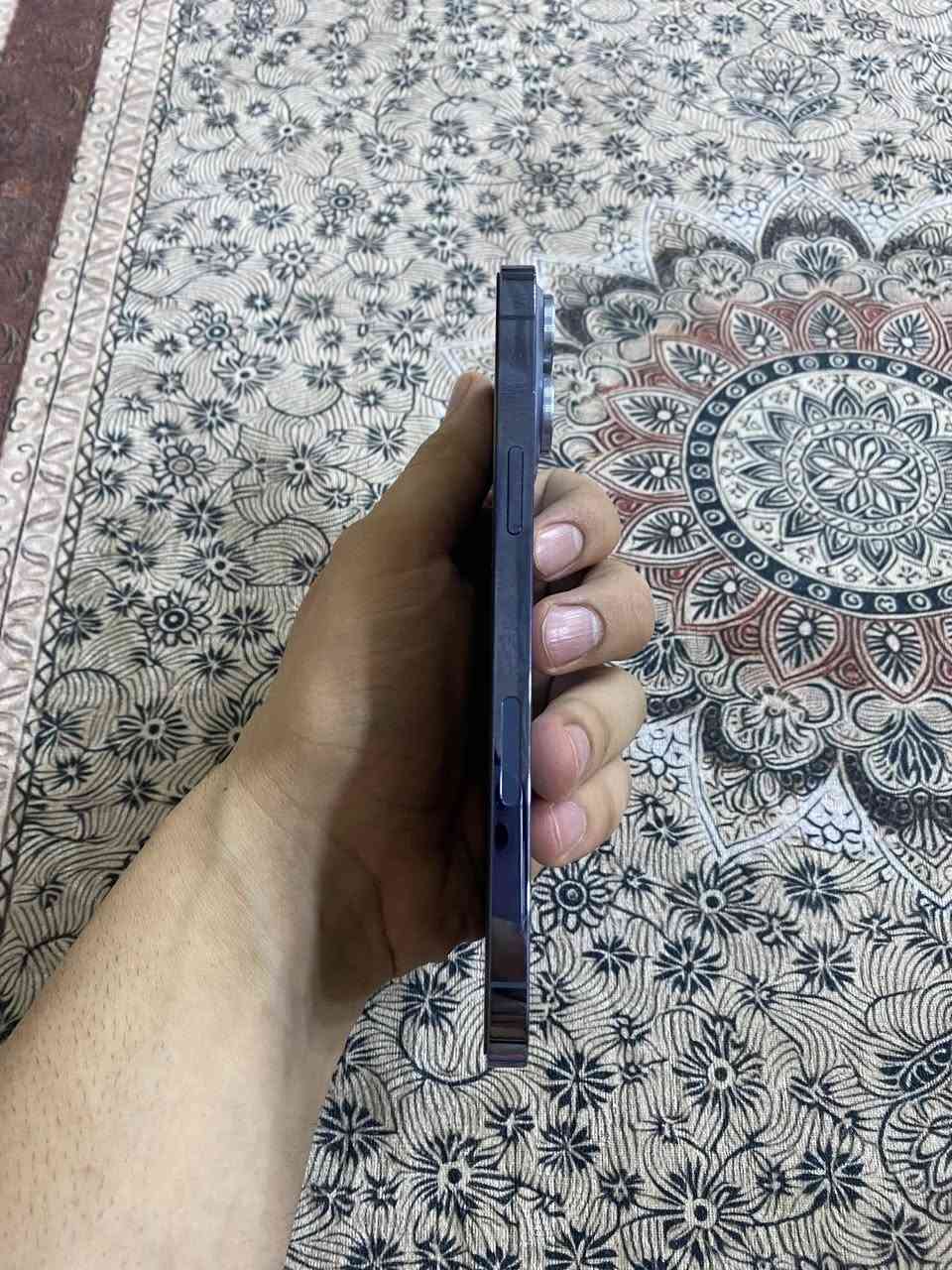 ايفون 13 برو ماكس ذاكرة 256 بطارية 96 جهاز صارلي شهر ماخذة جديد كلشي ما مبدل بي سعر 700 قفل مكاني بغداد شعلة رقمي ***********
